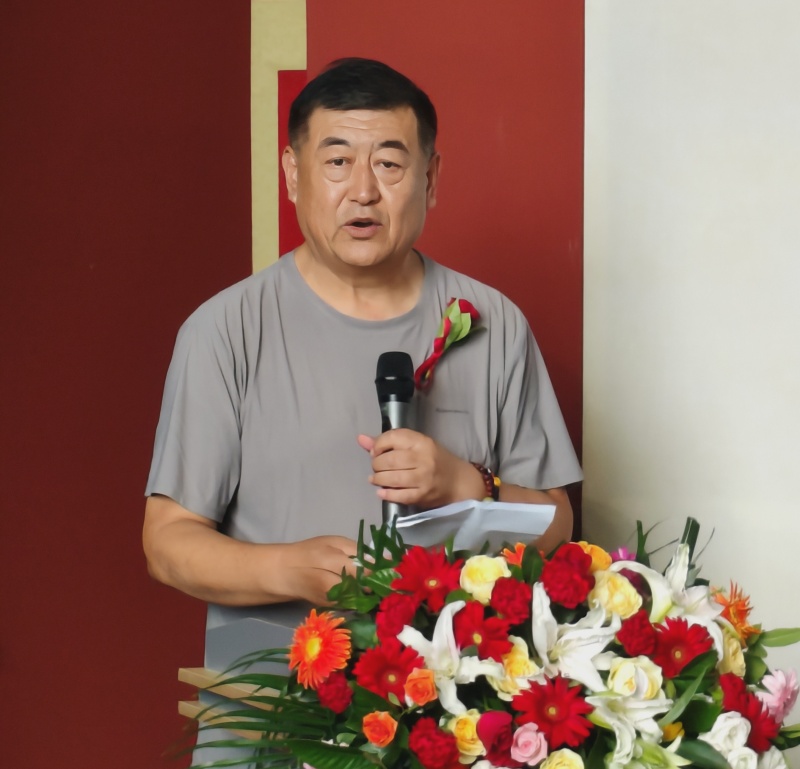 福马启运·骏驰天下 潘国刚2026马年画马专题作品展启幕