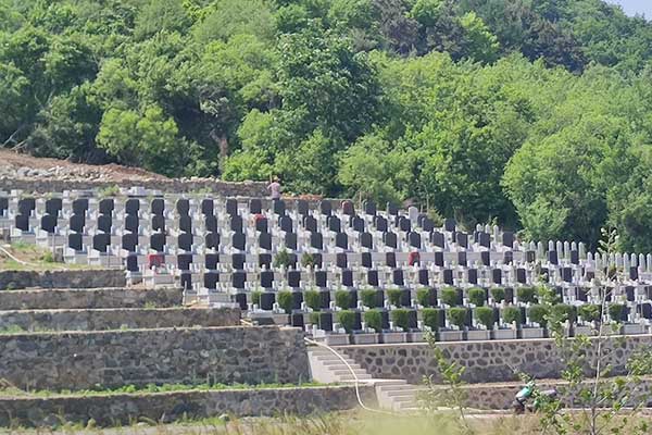 玉灵山生态墓园