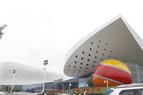 呼和浩特市金錾型材拉弯厂