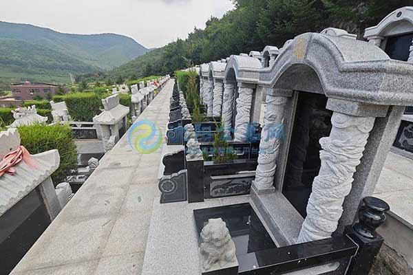 沈阳玉灵山墓园